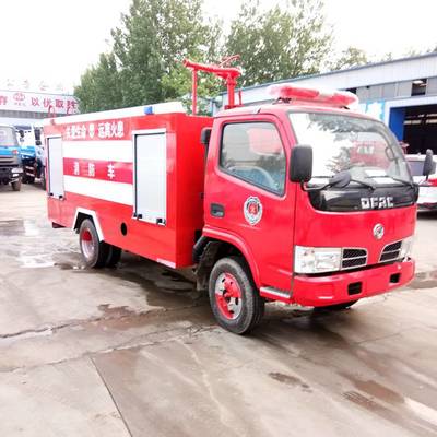 綠化噴水八噸微型消防車與木質(zhì)三噸小型消防車 專用汽車的多元應(yīng)用